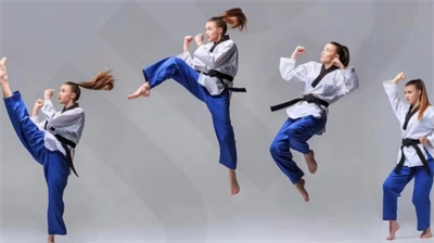 The Secret of Barefoot Taekwondo Training !